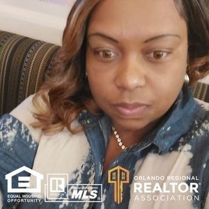 Meet your Posher, Vicki